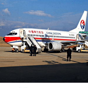 阿拉善左旗巴彦浩特机场空运航空快运业稳步发展的原因是什么？